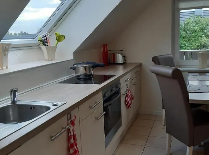 -christas Nest- In